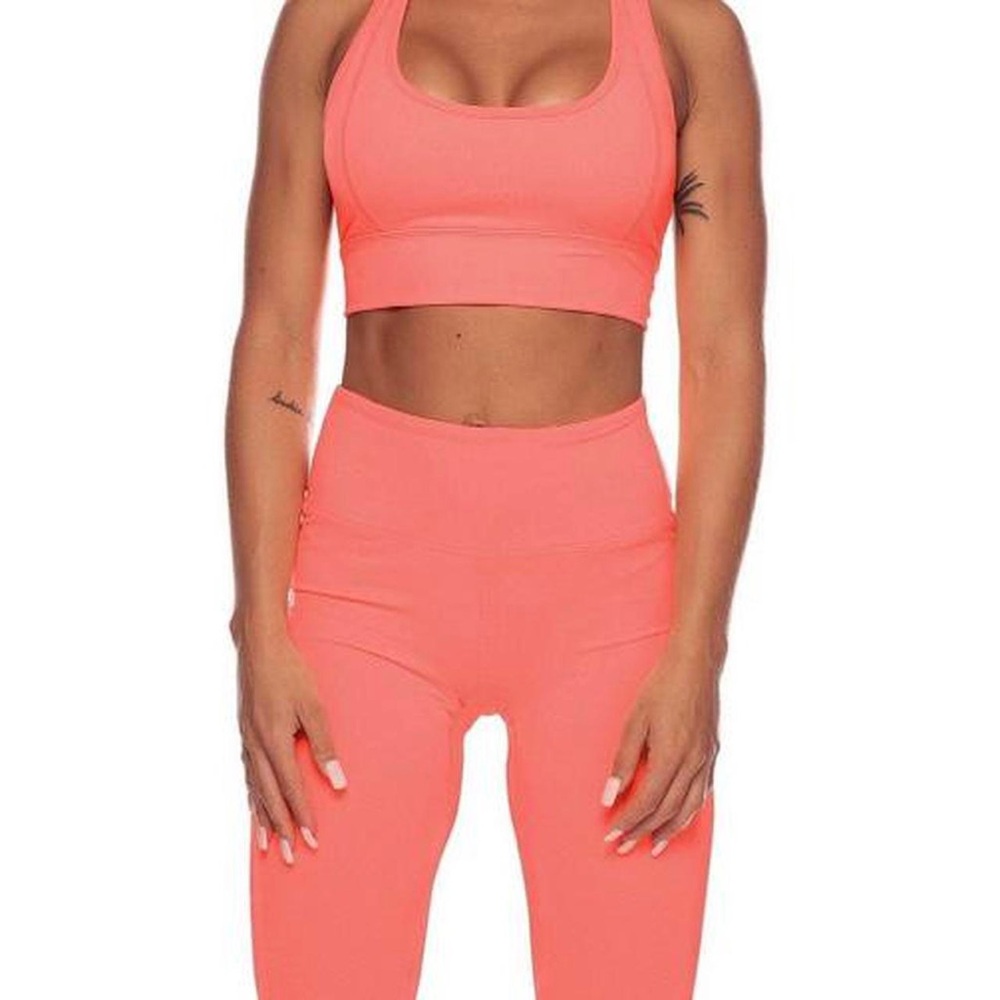 NWT Saski Coral Peach Leggings